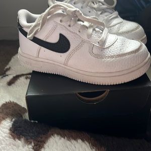 Nike air forces 1 kids